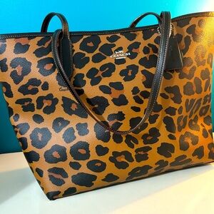 ***SOLD****Coach Leopard City Tote